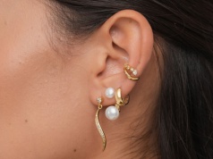 Inspiracje jak nosić kolczyki z perłą na własnych zasadach