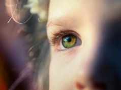 Zdanie, które potrafi zostawić w dziecku bliznę na lata. Zastanów się dwa razy, zanim je powiesz