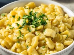 Nie podaję już rosołu z makaronem. Koleżanka z Francji przywiozła świetny przepis na kluseczki