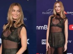 Margot Robbie w prześwitującej pelerynce zachwyca na ściance w Sydney. Faktycznie "najpiękniejsza kobieta na świecie"? (ZDJĘCIA)