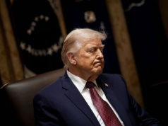 Donald Trump podnosi cła. W Polsce głowią się, jak to w nas uderzy