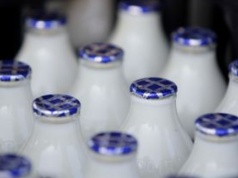 Automat z mlekiem od rolnika. Tyle kosztuje jedna butelka