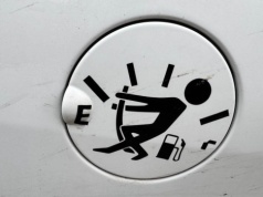 Czy wiesz, co tak naprawdę oznacza ta naklejka?