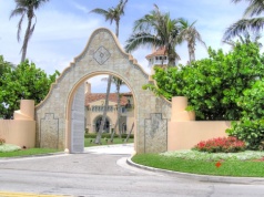 Agenci Secret Service zastrzelili mężczyznę, który wkroczył na teren Mar-a-Lago