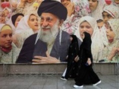 Szef irańskiego MSZ: Duża szansa na dyplomatyczne rozwiązanie