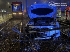 Dwóch obcokrajowców zderzyło się na skrzyżowaniu i zablokowało tramwaje na Ochocie