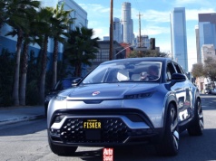 Ma nowe auto, ale nie może nim jeździć. Wygasł mu abonament, bo producenta już nie ma