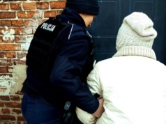 Policjanci piotrkowskiej patrolówki uratowali 94-latkę