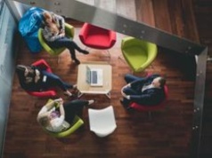 Twój domowy adres w Internecie? Jak legalnie przenieść JDG lub spółkę na prestiżowy adres w Toruniu i zaoszczędzić