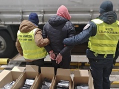Ponad 111 kilogramów haszyszu ujawnionych w ciężarówce na granicy. W akcji KAS i SG