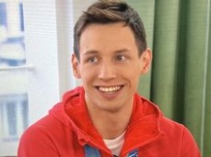 Kacper Tomasiak otworzył się w kwestii wiary. Takie słowa padły przed kamerami 