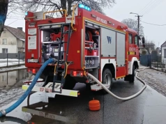 Aż 17 interwencji strażaków w powiecie chojnickim. Podtopienia po roztopach i intensywnych opadach