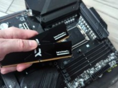 Ceny pamięci DDR5 zaczynają spadać. Jest światełko w tunelu