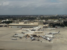 Donald Trump patronem lotniska w West Palm Beach?