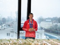 Kacper Tomasiak dostanie dwa pokoje w Mysiadle. Atrakcyjna cena za metr, ale do centrum daleko