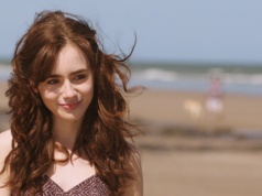 Lily Collins zagra Audrey Hepburn. Śniadanie u Tiffany'ego od strony kulis