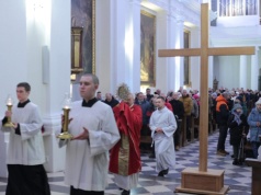 Święty Krzyż: ponad 400 osób modliło się o trzeźwość narodu