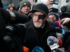 Proces Brauna. Polityk chciał opuścić salę. Sąd się nie zgodził