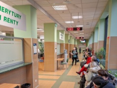 Wizyta w urzędzie bez kolejki? Dzięki temu załatwisz sprawy w ZUS od ręki