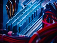 Cisco kasuje promocje na serwery z powodu cen pamięci