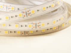 Transport międzynarodowy systemów oświetleniowych – jak zmniejszyć ryzyko kosztownych uszkodzeń?