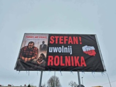 Powiesili bilbordy z wezwaniem do uwolnienia aresztowanego rolnika. Otrzymują wezwania od prawników ministra