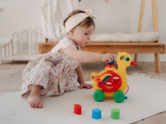 Ponad 200 tys. zł jednorazowej wypłaty na dziecko zamiast 800 plus. Nowy pomysł