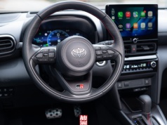 Toyota ma nowy bestseller. W Polsce sprzedało się już ponad 50 tys. tych hybrydowych crossoverów