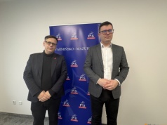 Rząd "wyrzuca pieniądze w błoto"? Radni wojewódzcy z ramienia PiS zarzucają władzy niegospodarność