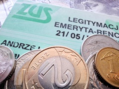 Podwyżka nie tylko emerytur! Wyższe świadczenia od 1 marca