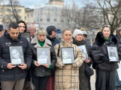 „Światło, które nie gaśnie”. W Lublinie uczczono pamięć dzieci – ofiar wojny w Ukrainie