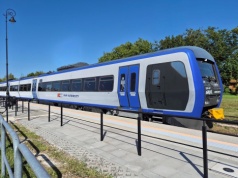 PKP Intercity chce mieć 32 DM90. Kiedy pierwsze pojazdy w barwach IC?