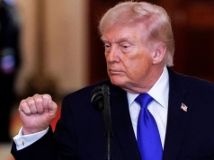 Wszystko, czego dotknie, zamienia w rozmiar XXL. Te słowa mówią nam o Trumpie więcej niż czyny