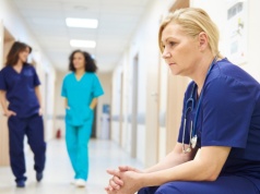 Czy lekarze naprawdę się o nas martwią? Danielle Ofri "Co czują lekarze?"