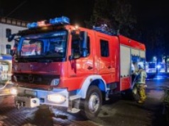 Ewakuacja ok. 400 osób. Pożar elewacji galerii w Płocku