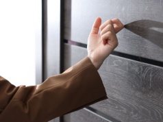 Wkrótce zapukają do drzwi Polaków. Trzeba zdążyć przed upływem terminu, inaczej nawet 10 tys. zł kary