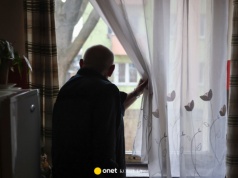 Szara strefa ubóstwa. Pan Andrzej żyje w niej razem z ponad milionem innych Polaków