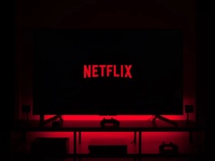 Netflix nagle w dół, fuzja potencjalnie zagrożona po rażących groźbach ze strony członka zarządu