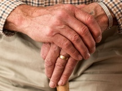 Seniorzy będą mieć swojego rzecznika. To urząd wart setki milionów złotych