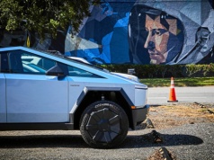 Dramatyczna seria Tesli. Trzynasty taki miesiąc z rzędu