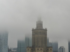 Dane i informacje wystawione na sprzedaż. "Co dzieje się w społeczeństwie?"