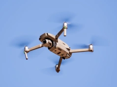 Z drona fotografował rozbudowę szpitala.  Tłumaczy się policji, chociaż specjalnie nie ma na to podstaw