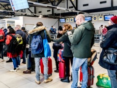 Paszport lub dowód osobisty już nie wystarczą. Od 25 lutego 2026 nowe zasady podróżowania