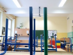 Coraz więcej szkół do likwidacji. Rodzice protestują