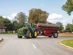 Oto nowy najmocniejszy „standardowy” ciągnik na świecie