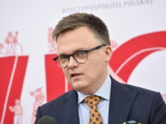 Hołownia wściekły po okładce „Polityki”. „Wara od rodzin polityków” i mocne oskarżen…