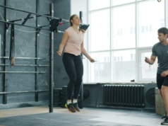 Spalacze tłuszczu pod lupą – jak działają i czy naprawdę pomagają w redukcji?