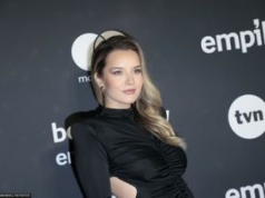 Wybrała gołe plecy. Chatys w sukni łączącej klasykę z nowoczesnym seksapilem