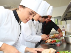 Ruszył konkurs kulinarny im. Tomka Jakubiaka. Do wygrania staż w Institut Lyfe