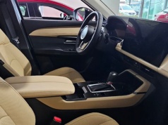 Kupowali go w ciemno, teraz mogą zobaczyć go na żywo. SUV Mazdy za 139 900 zł zjeżdża do salonów w całej Polsce